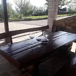 Apartma Oddih Dutovlje