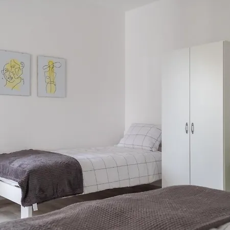 Apartma Oddih 아파트 Dutovlje